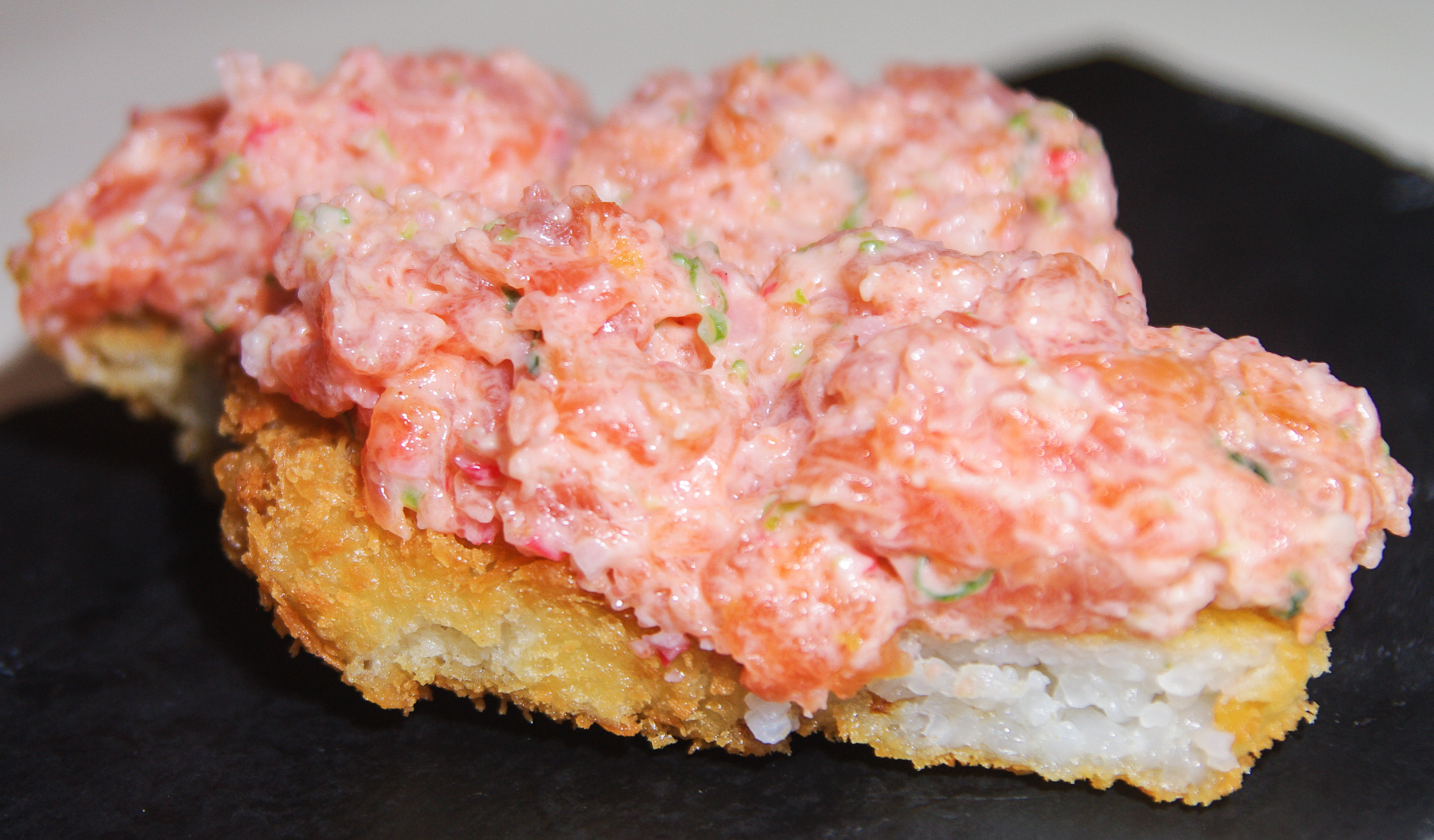 Crispy Salmon Rice (6 Stk.)